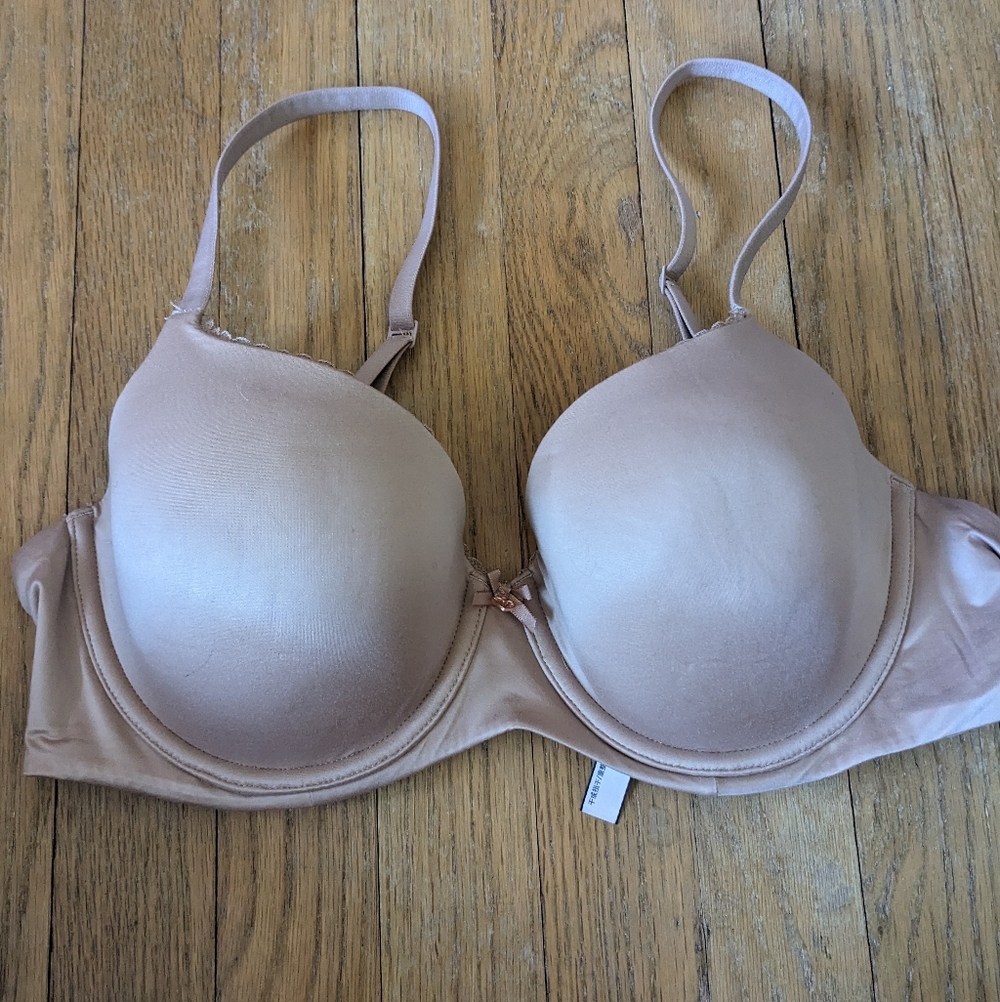 Victoria's Secret Body By Victoria Demi Bra 36D